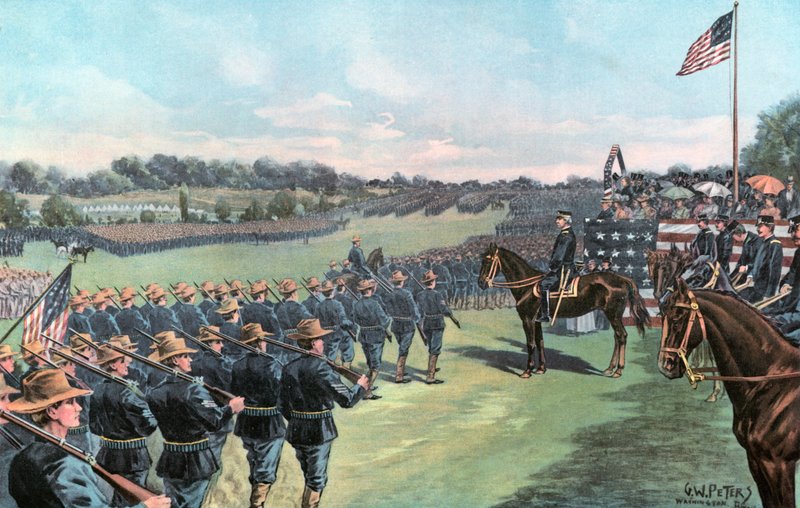 El presidente McKinley revisando a los voluntarios de Estados Unidos en el campamento Alger de G. W. Peters