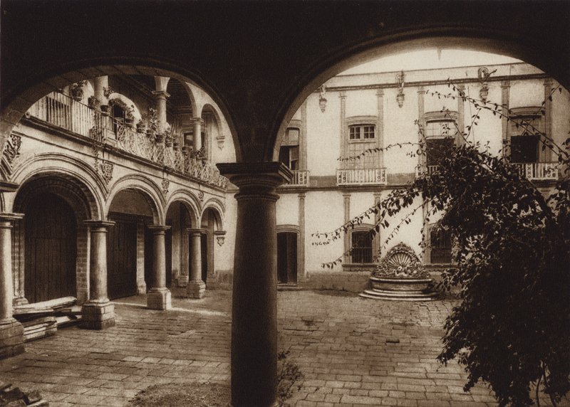 Mexico: Capital Mejico, Casa del Conde de Santiago (b/w photo) de Hugo Brehme