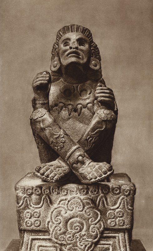 Mexico: Xochipilli con mascara, Museo nacional (b/w photo) de Hugo Brehme