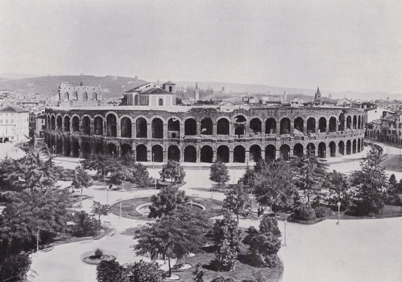 Italia: Verona, la arena romana de Italian Photographer