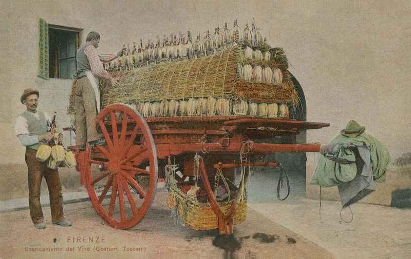 Cargando botellas de vino en un carro, Florencia de Italian Photographer