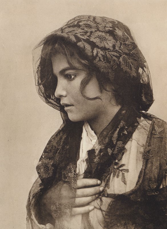Sicilia / Sicily: Traje siciliano (foto b/n) de Italian Photographer