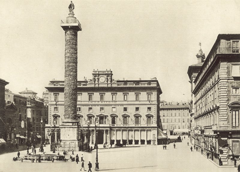 Plaza de la Colonna de Italian Photographer