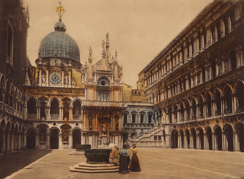 Venecia / Venecia: Patio del Palacio Ducal (foto en color) de Italian Photographer
