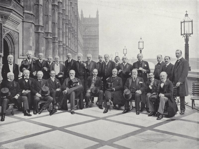 Grupo de pares y comunes de J. Benjamin Stone