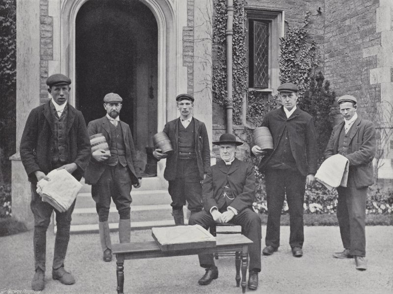 Festival del pastel de liebre de Hallaton, el vicario y la delegación de J. Benjamin Stone
