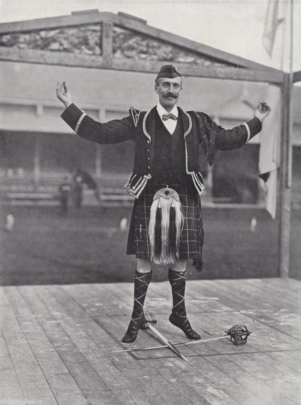 La Reunión de Inverness, bailando el Gillie Callum de J. Benjamin Stone
