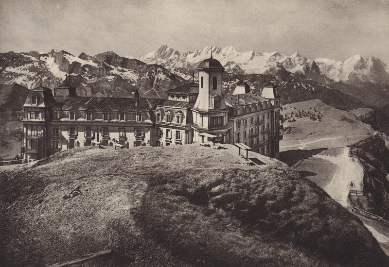Hotel Rigi Kulm, vista de los Alpes berneses (foto b/n) de Jean Gaberell