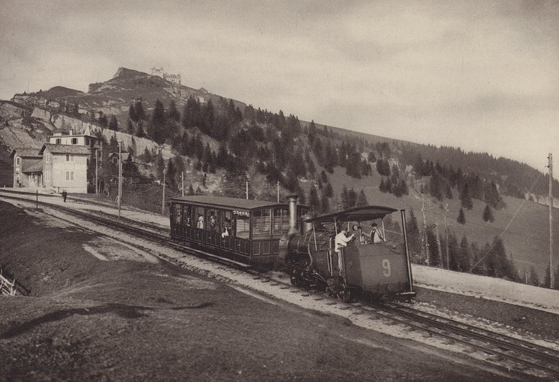 Vitznau Rigi Kulm, ferrocarril de cremallera (foto b/n) de Jean Gaberell