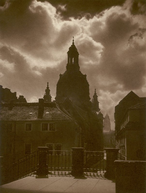 Dresde, Iglesia de Nuestra Señora (foto b/n) de Kurt Hielscher