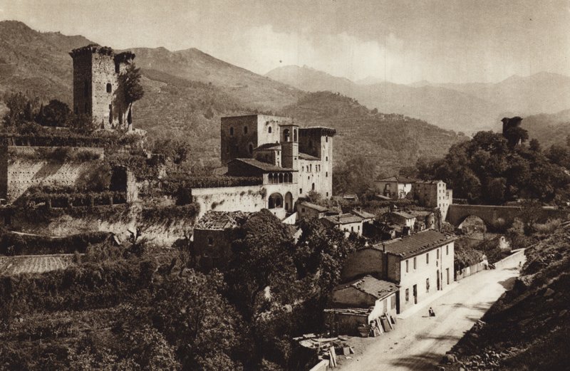Italia: Castillo de Verrucola, Fivizzano (foto b/n) de Kurt Hielscher
