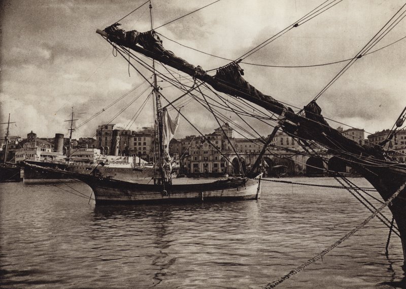 Italia: Civitavecchia (foto en blanco y negro) de Kurt Hielscher