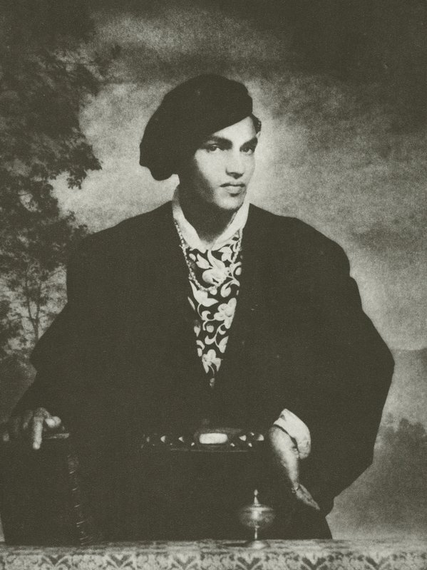 Obeisance to Titian (foto en blanco y negro) de Lionel Wendt