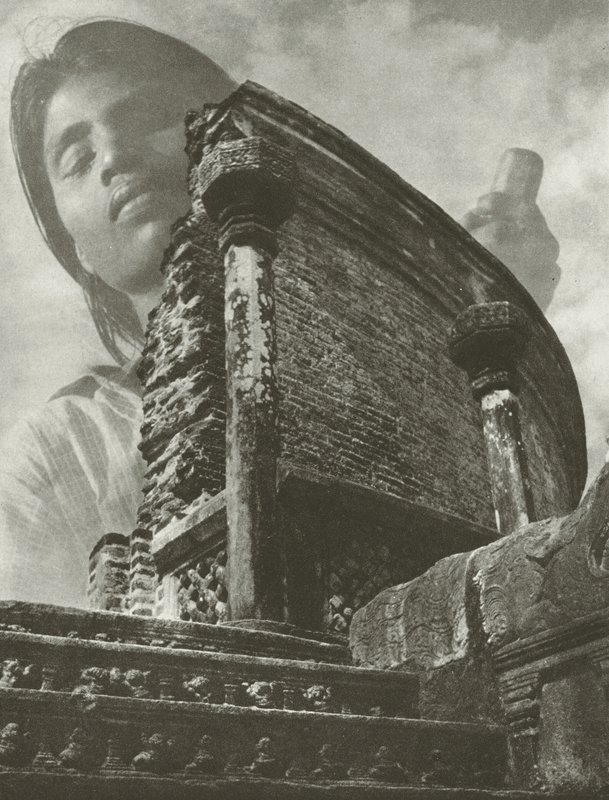 Los ojos no están aquí (foto en blanco y negro) de Lionel Wendt