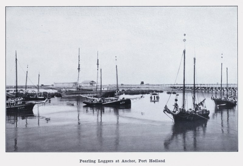 Lanchas perleras ancladas, Port Hedland (foto en b/n) de Photographer Australian