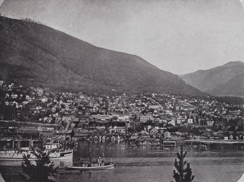 Nelson, desde el río Kootenay de Photographer Canadian