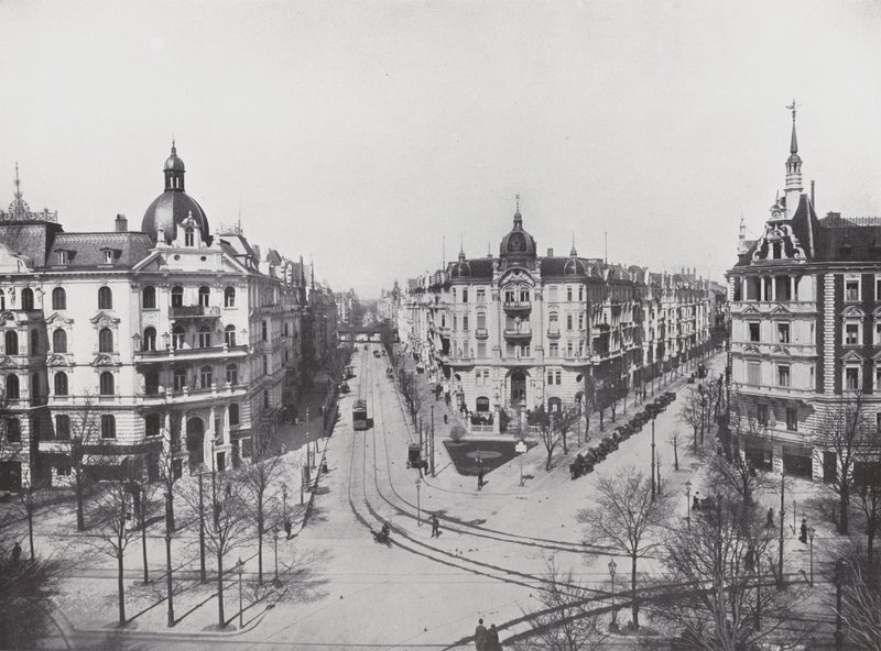 Charlottenburg, Kurfürstendamm, esquina Uhland- y Grolmann-Strasse de Photographer German
