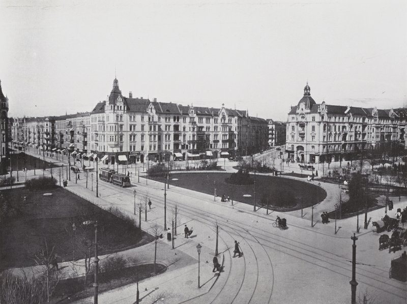 Charlottenburg, Plaza Savigny de Photographer German