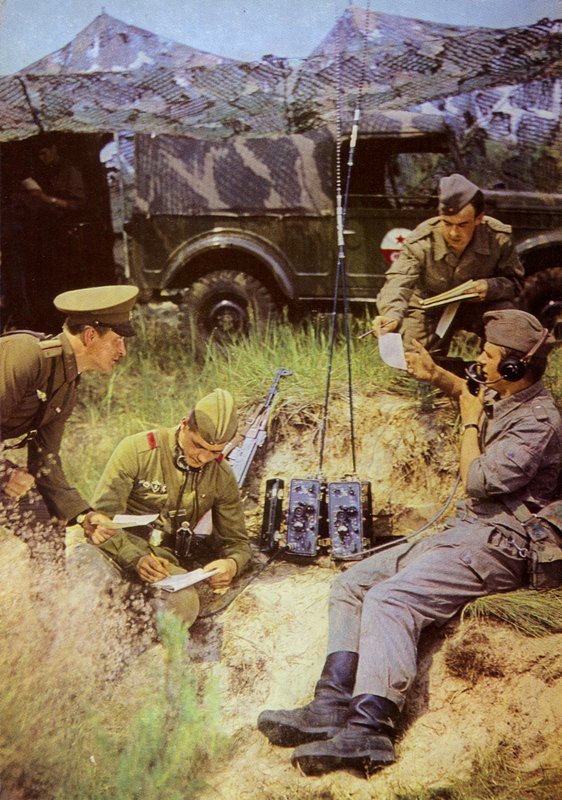Camaradas en armas son hermanos de clase, juntos son invencibles de Photographer German