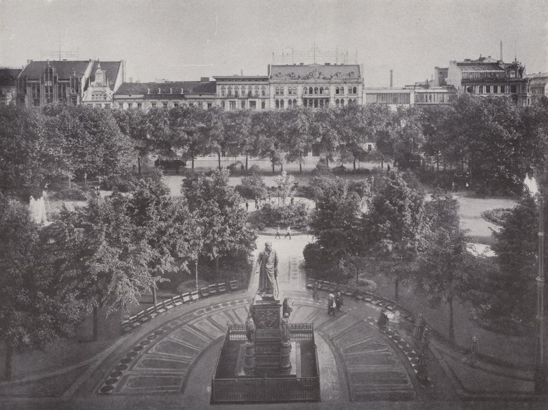 Plaza Donhof de Photographer German