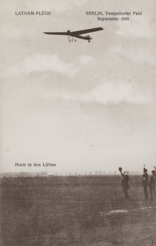 Aviador francés Hubert Latham volando sobre el aeródromo de Tempelhof, Berlín, septiembre de 1909 de Photographer German