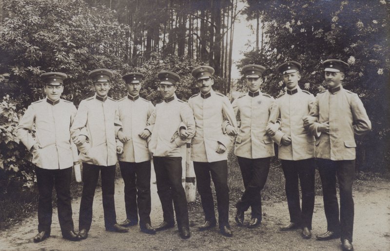 Grupo de oficiales del ejército alemán (foto en b/n) de Photographer German