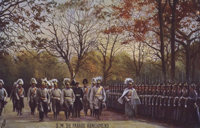 Kaiser Guillermo II inspeccionando soldados alemanes en desfile de Photographer German