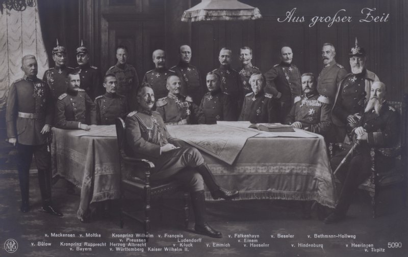 Kaiser Wilhelm II de Alemania con altos comandantes militares alemanes (foto en b/n) de Photographer German