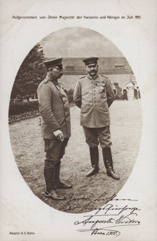 Kaiser Guillermo II con el mariscal de campo Paul von Hindenburg, comandante del ejército alemán, Posen, Primera Guerra Mundial de Photographer German