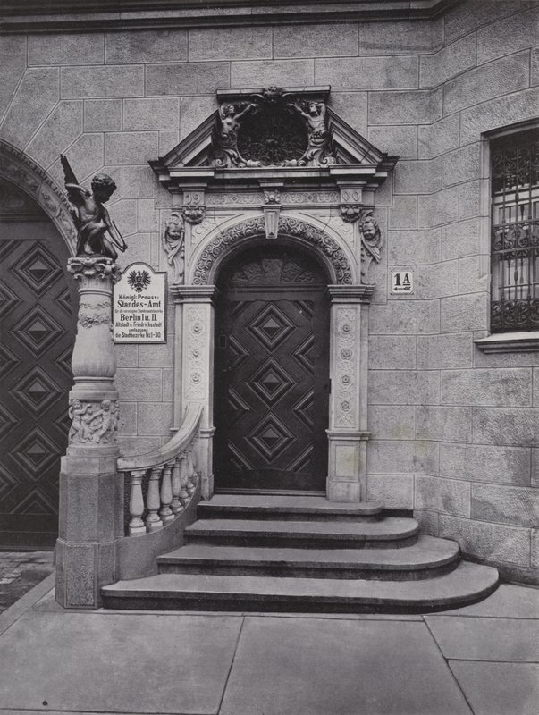 Portal del registro civil Berlín I y II de Photographer German