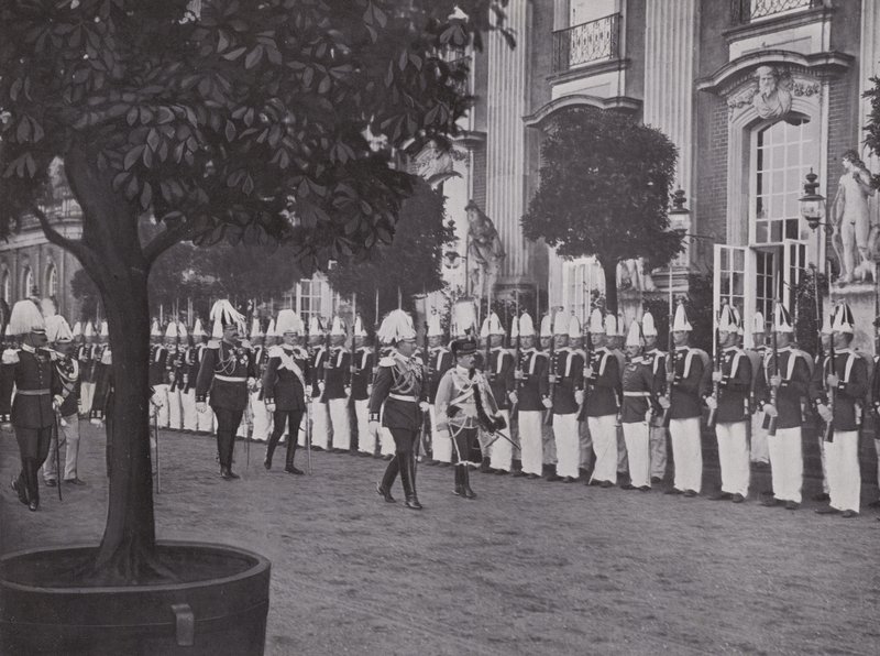 Potsdam, Recepción de Príncipes por el Emperador en el Nuevo Palacio de Photographer German
