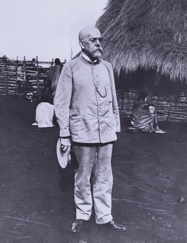 Robert Koch, médico y bacteriólogo alemán, en África de Photographer German