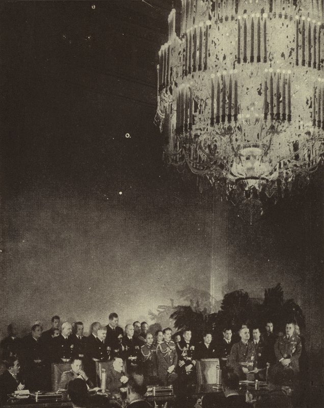 Firma del Pacto Tripartito que forma el Eje de Japón, la Alemania nazi y la Italia fascista en la Cancillería del Reich, Berlín, Segunda Guerra Mundial, 27 de septiembre de 1940 (fotografía en blanco y negro). de Photographer German