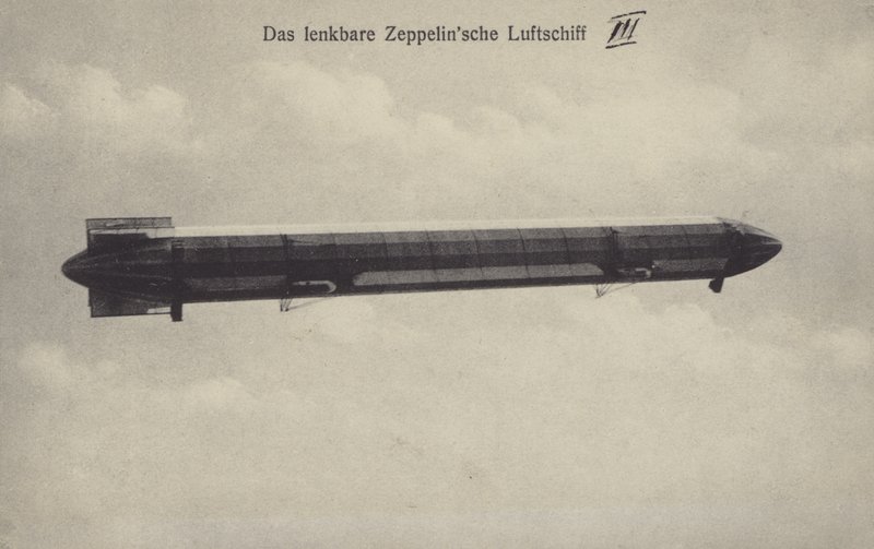 Zeppelin LZ III en vuelo de Photographer German