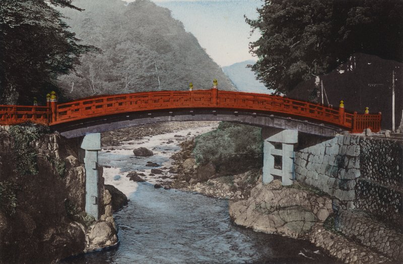 Japón, c.1912: Puente Sagrado en Nikko, 90 millas al norte de Tokio de Photographer Japanese