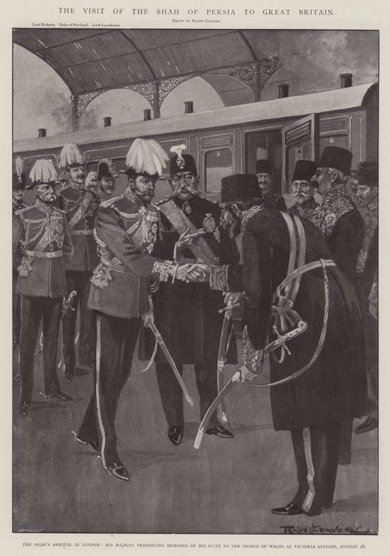 La visita del Shah de Persia a Gran Bretaña, la llegada del Shah a Londres, Su Majestad presentando a los miembros de su séquito al Príncipe de Gales en la estación Victoria, 18 de agosto de Ralph Cleaver