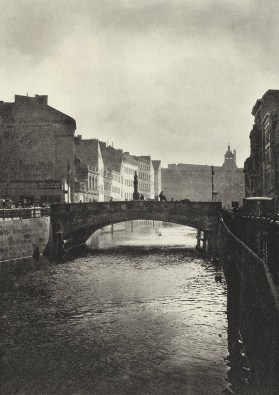Berlín: Rossstrassen-Brucke de Sasha Stone