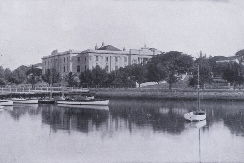 Tribunales de Justicia, Esplanade, Durban (foto en blanco y negro) de South African Photographer