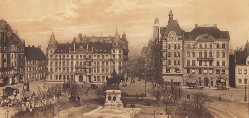 Malmo: Stortorget con Ostra Hamngatan (foto b/n) de Swedish Photographer