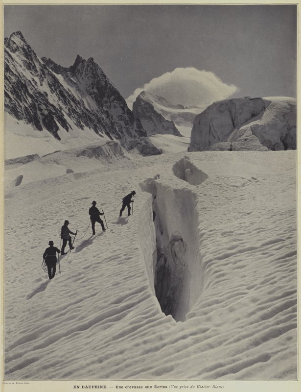 En la región de Dauphiné de los Alpes franceses: una grieta en el Glaciar Blanco en la Barre des Écrins de Vittorio Sella