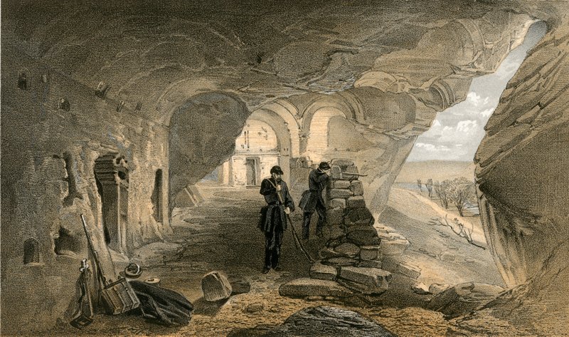 Iglesia excavada en las cavernas de Inkermann, vista al oeste de William Crimea Simpson