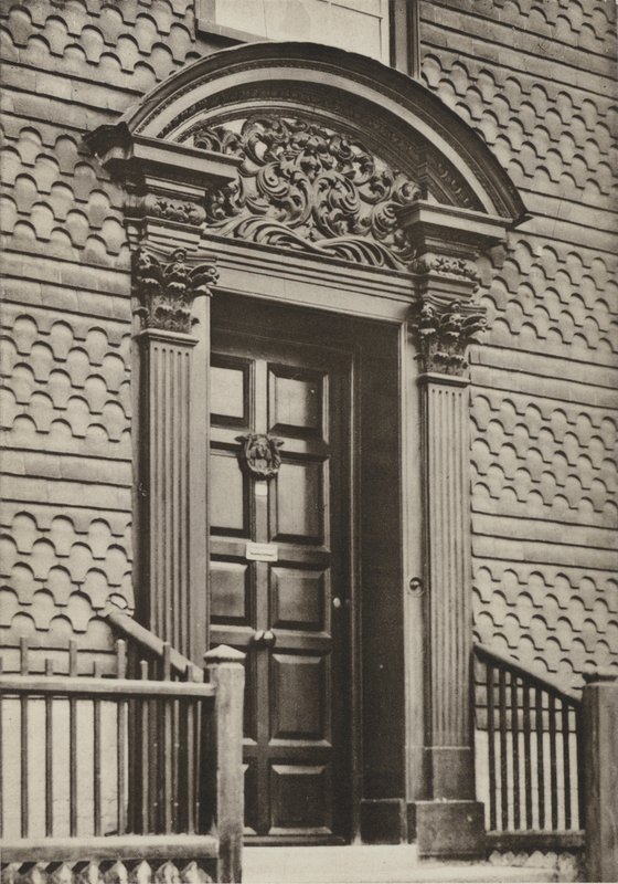 Puerta, Cranbrook, Kent (foto en b/n) de William Galsworthy Davie