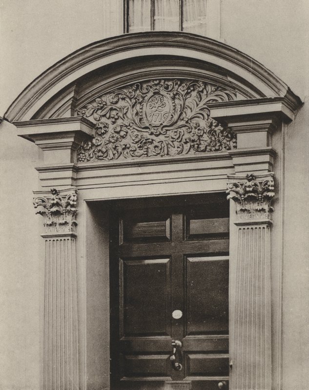 Puerta, Pudding Lane, Maidstone, Kent (foto en b/n) de William Galsworthy Davie