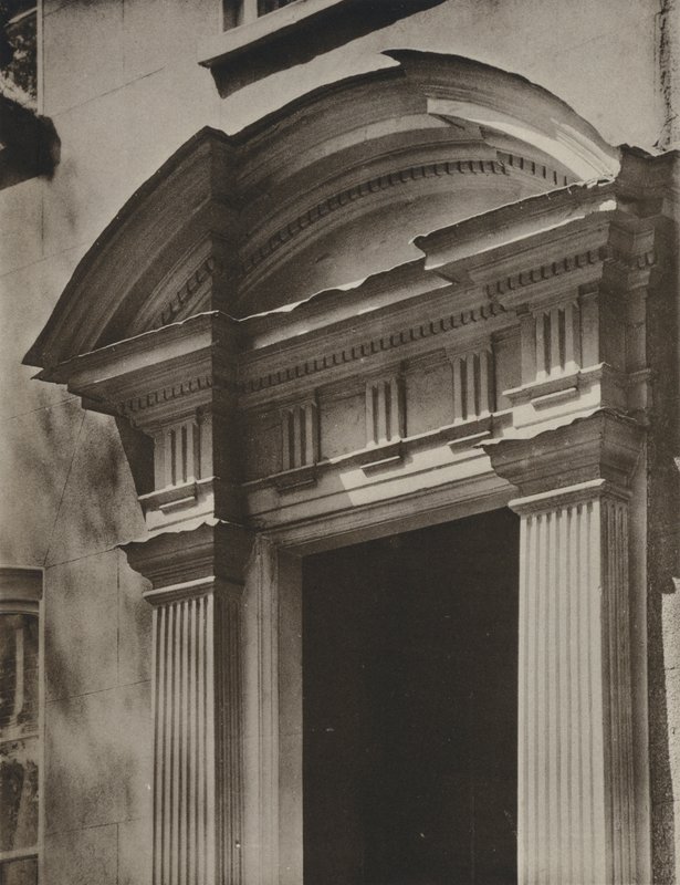 Puerta, El Club Conservador, Lewisham de William Galsworthy Davie
