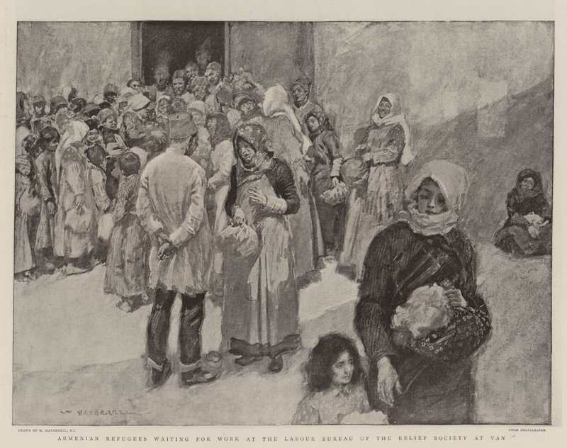 Refugiados armenios esperando trabajo en la Oficina de Trabajo de la Sociedad de Ayuda en Van de William Hatherell