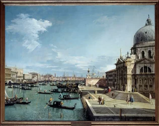 Vista de la entrada al Gran Canal y la Iglesia de la Salud en Venecia