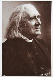 La música. El compositor húngaro Franz Liszt. Foto de P. Nadar, c.1880-85 (foto b/n)