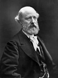 Eugène Viollet-Le-Duc (1814-1879), arquitecto francés que restauró muchos monumentos (Notre Dame de París, castillo de Pierrefonds), foto de Nadar (1820-1910) en 1878