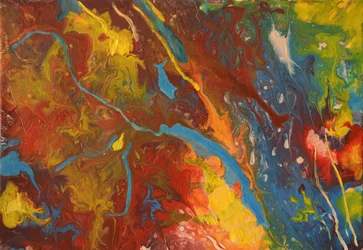 Resumen: Pintura acrílica fluida en rojo, azul y amarillo