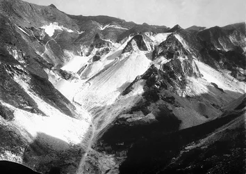 Canteras de mármol en los Alpes Apuanos, en Toscana